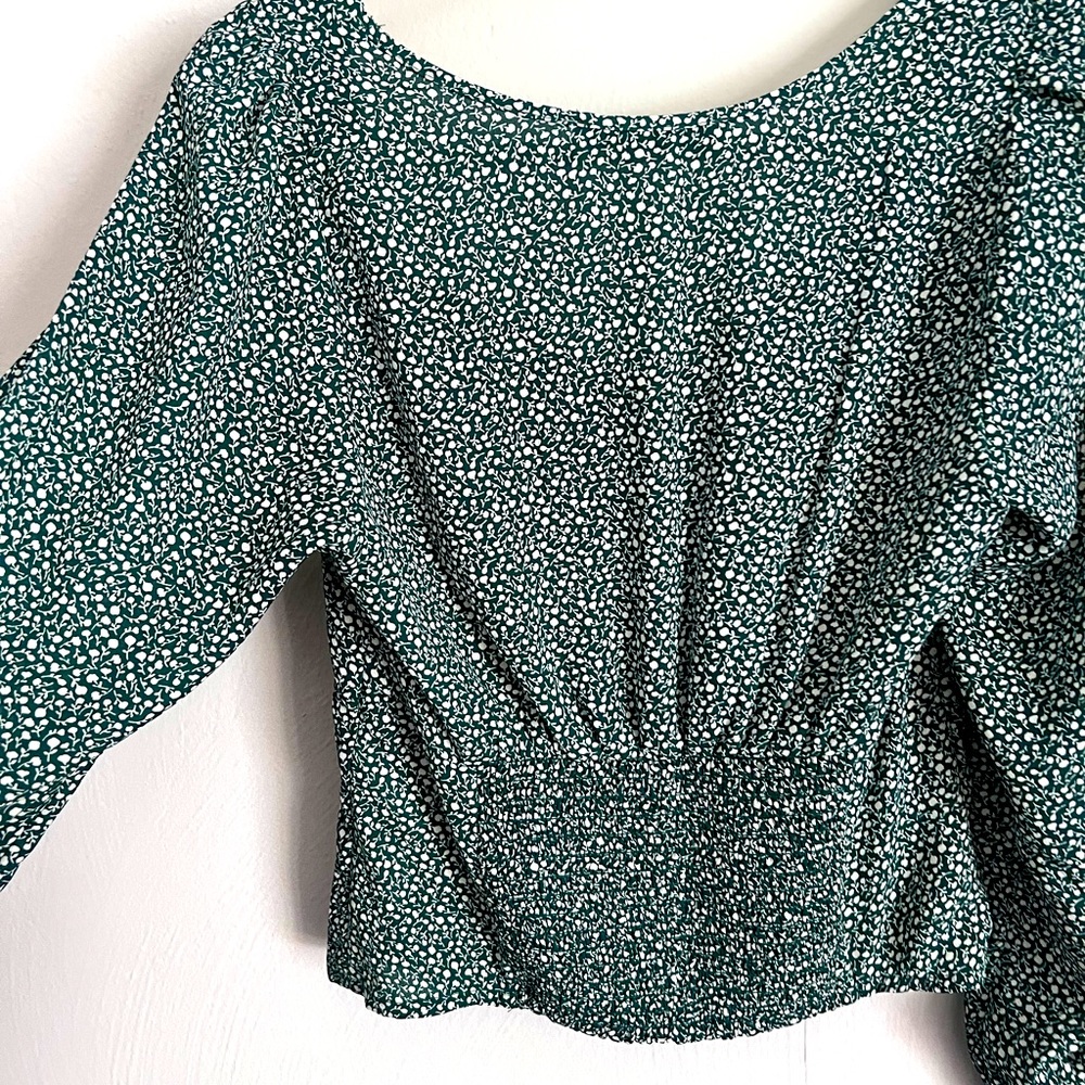 Abercrombie and fitch long sleeve green button up blouse/top